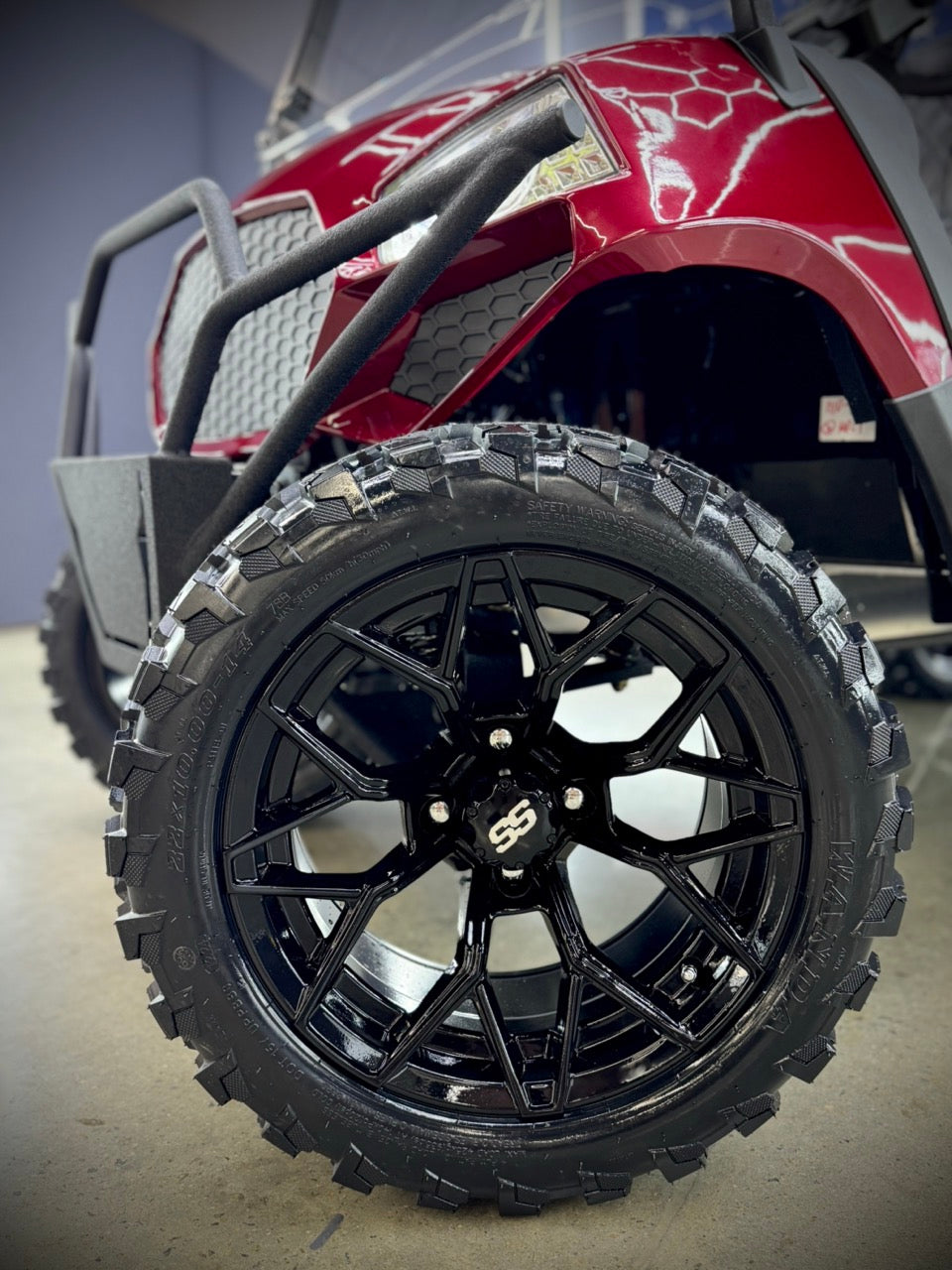 LUX F4: GOLF CART