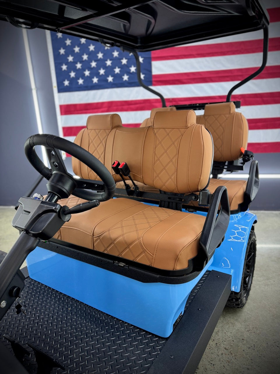 LUX F4: GOLF CART