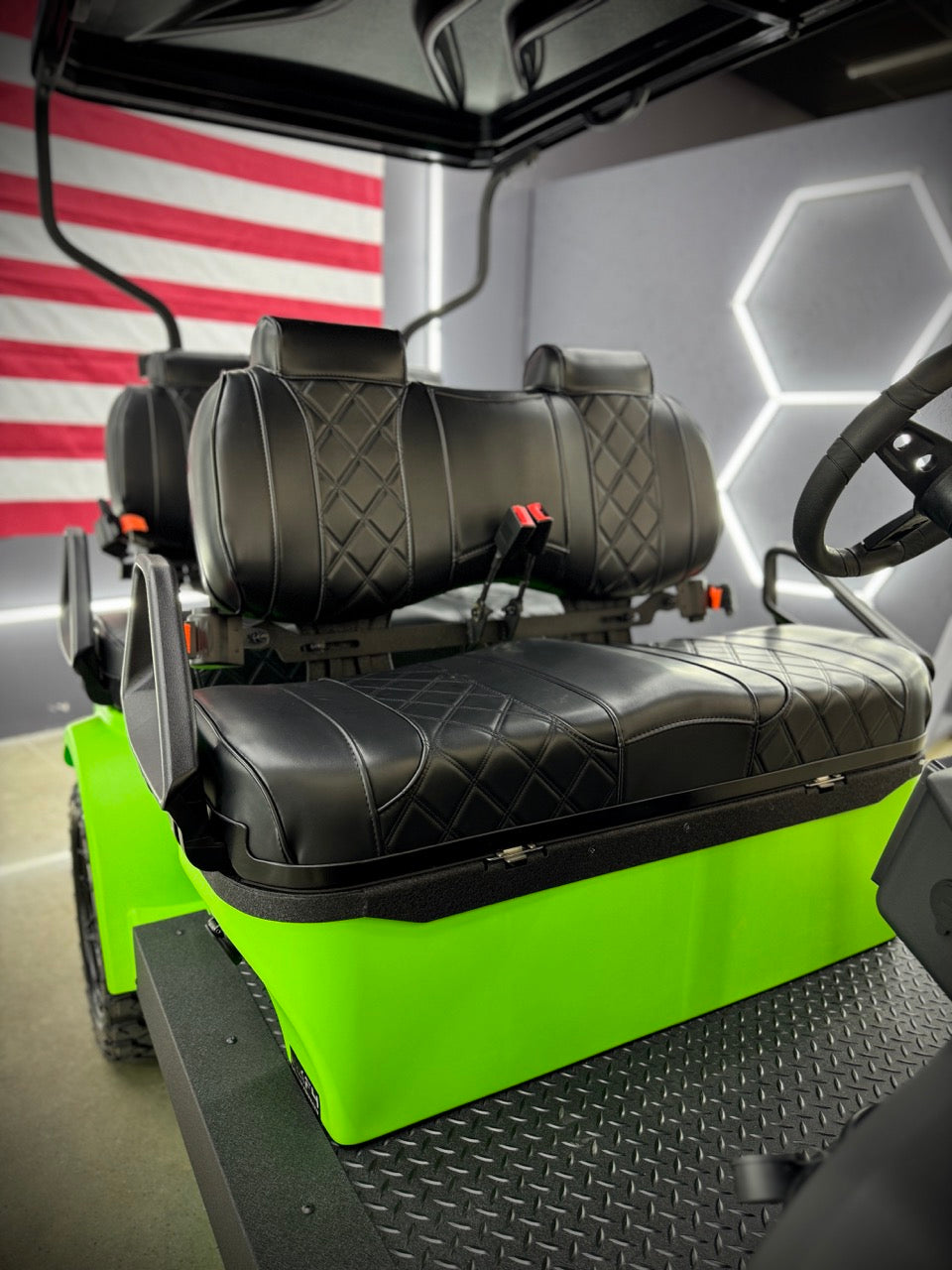 LUX F4: GOLF CART