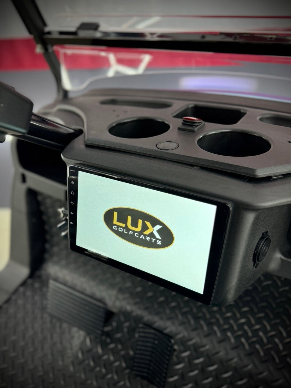 LUX F4: GOLF CART