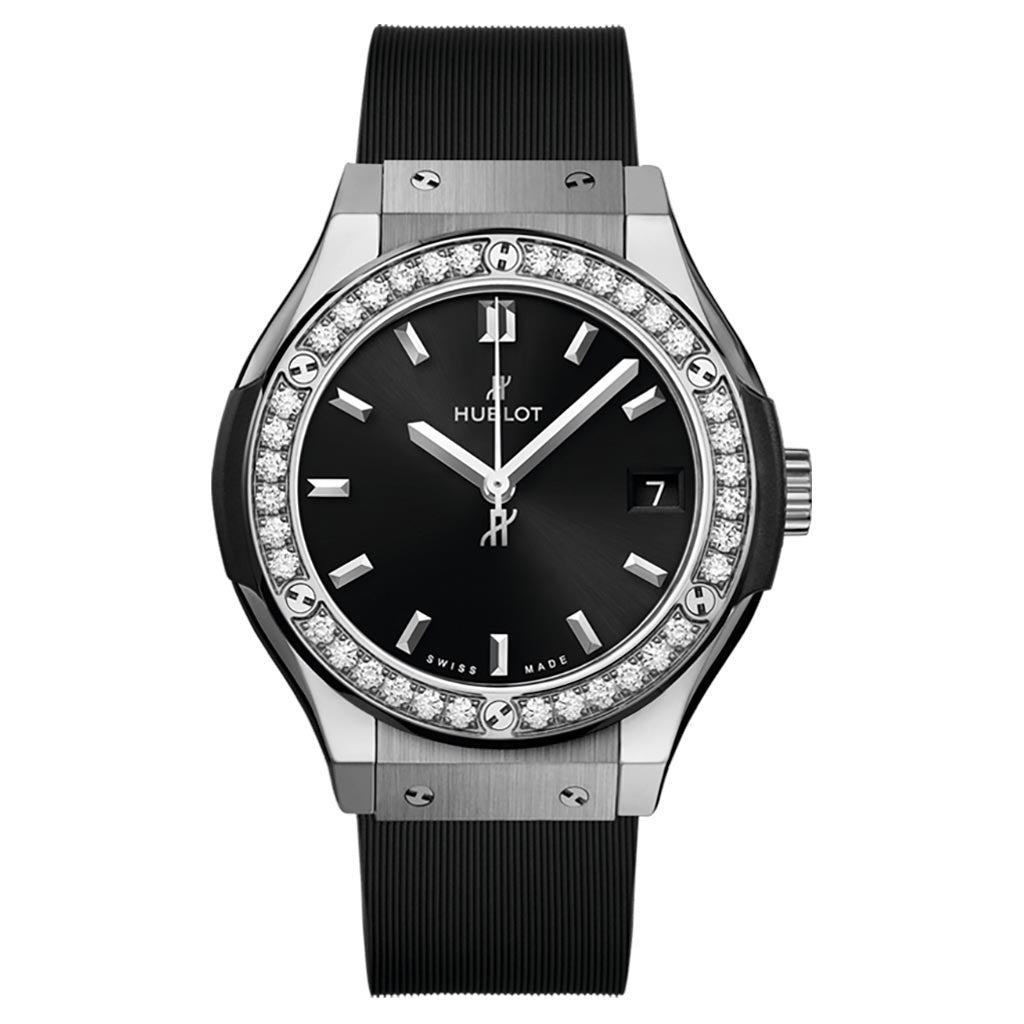 Hublot Classic Fusion Titanium Diamond Bezel 33mm Titanium Ladies Watch