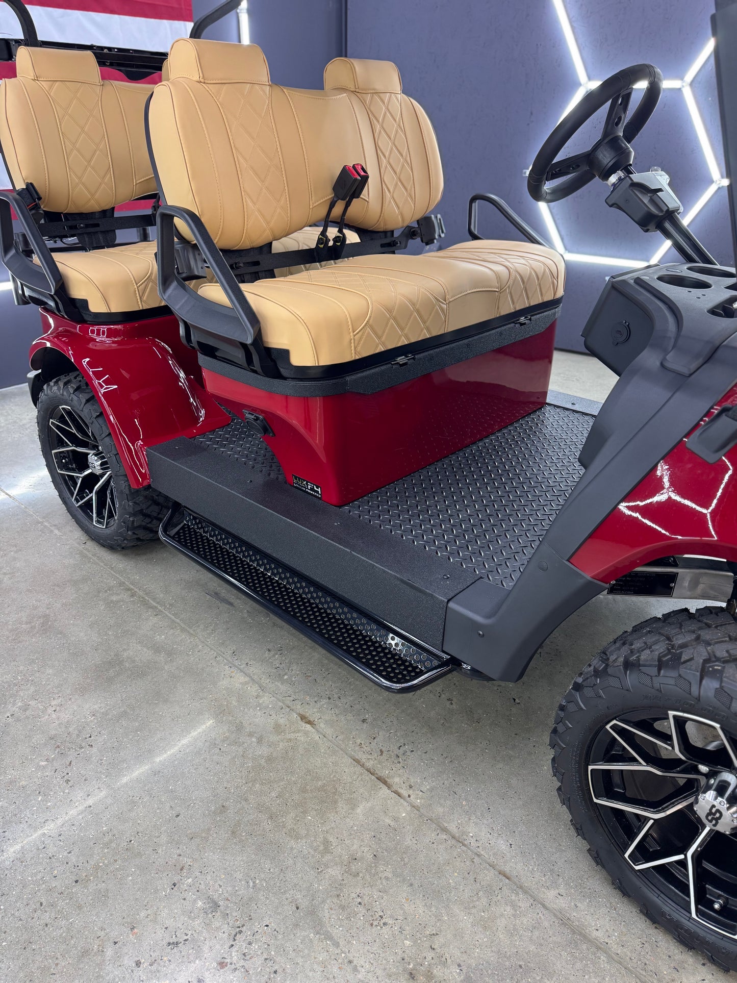 LUX F4 GOLF CART