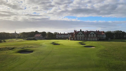 GOLF IN SOUTHPORT, UK