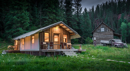 MOUNTAIN MEDITATION IN THE DUNTON HOT SPRINGS